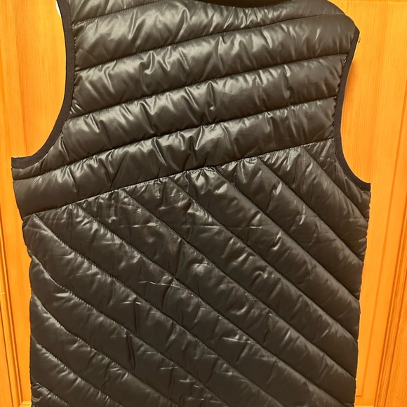 Columbia Black Quilted Vest - Picture 2 of 3